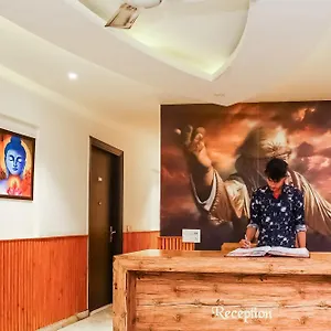 3* Hotel O Shri Sai