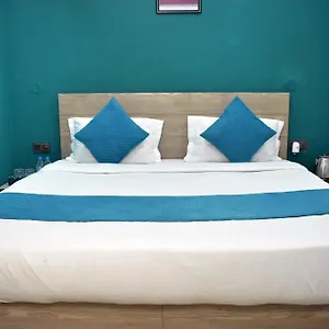 3* Hotel Qotel Rama Rohini Sector-24 Couple Friendly