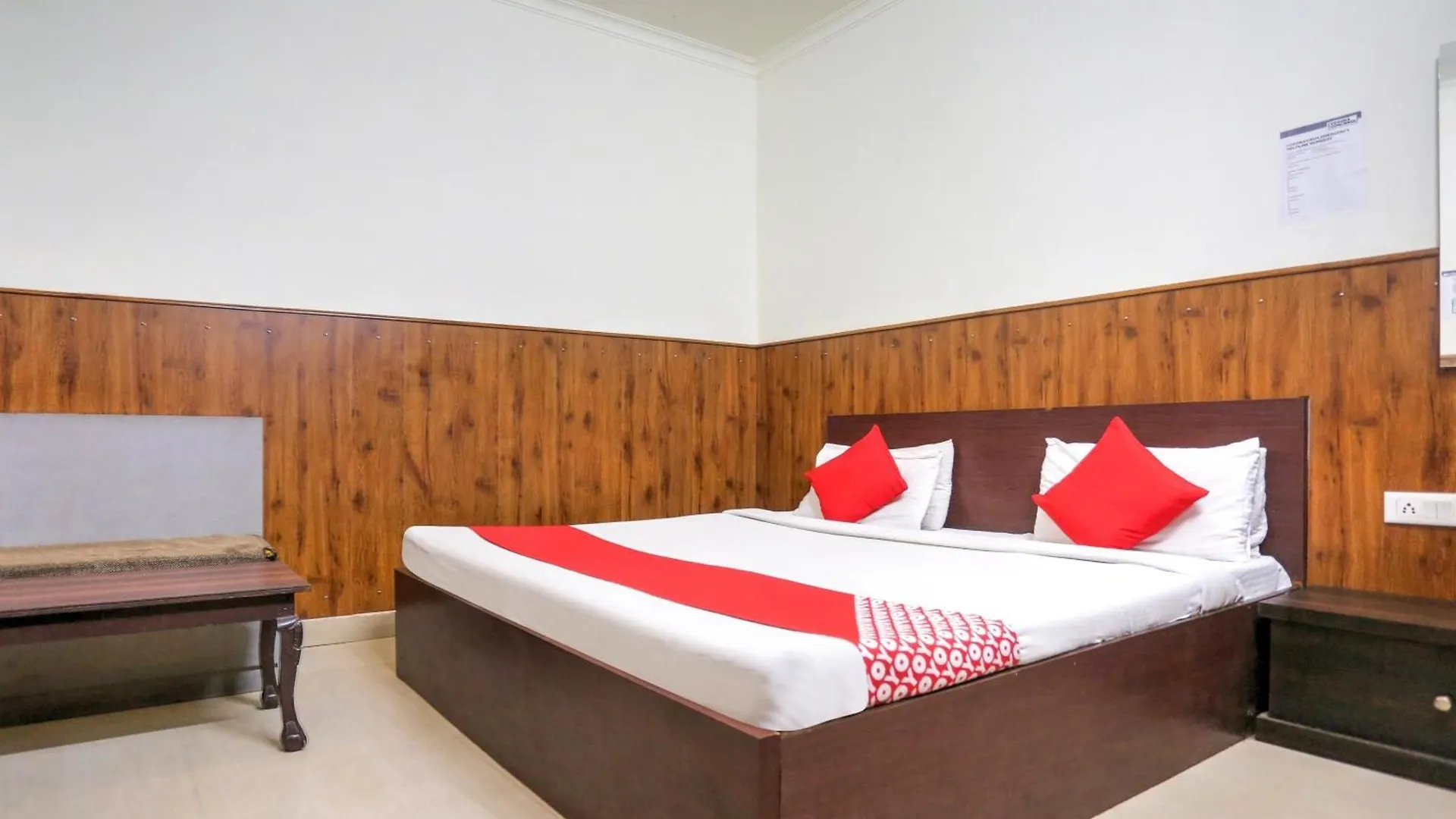 Hotel O Shri Sai Guest House Delhi